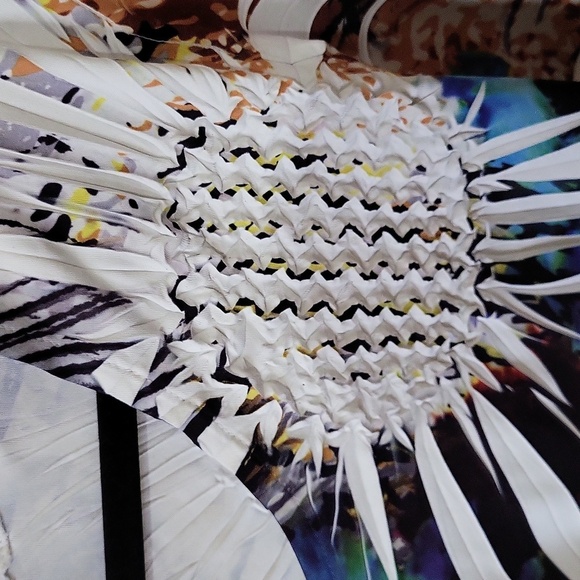 Reves Collection Ladies  Top - Picture 5 of 6